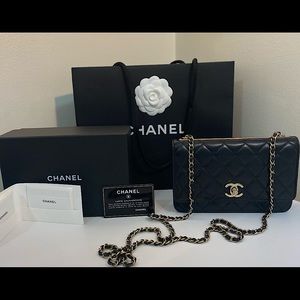 Authentic Chanel Purse 👛 bought on July 23rd 2021
